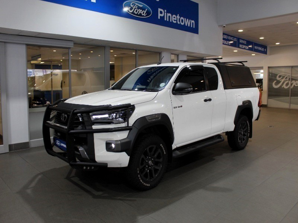 TOYOTA HILUX 2.8 GD-6 RB LEGEND A/T P/U E/CAB, image 1