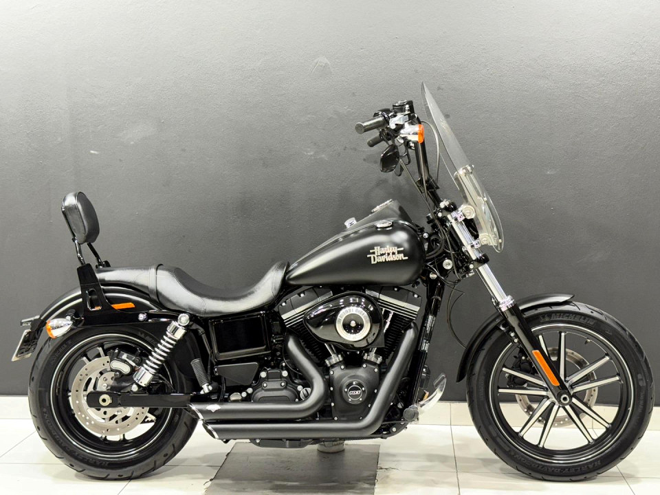 HARLEY-DAVIDSON Dyna Street Bob, image 2