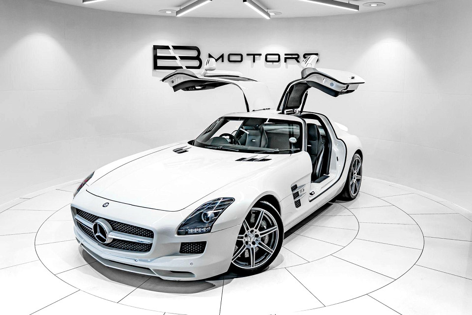 MERCEDES-BENZ SLS AMG, image 1