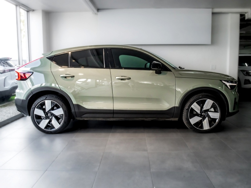 VOLVO C40 RECHARGE TWIN PURE ELECTRIC, image 2