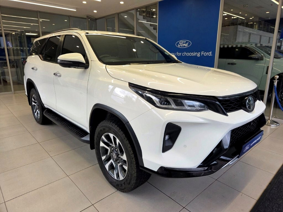 TOYOTA FORTUNER 2.8GD-6 VX A/T, image 1