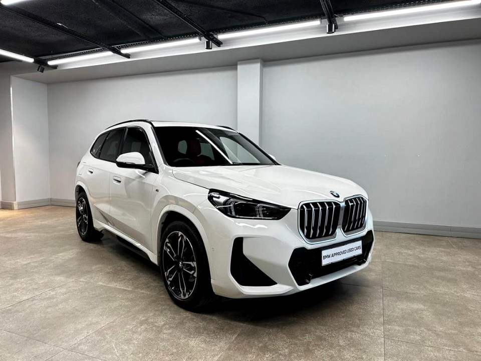 BMW X1 sDRIVE18i M-SPORT, image 1