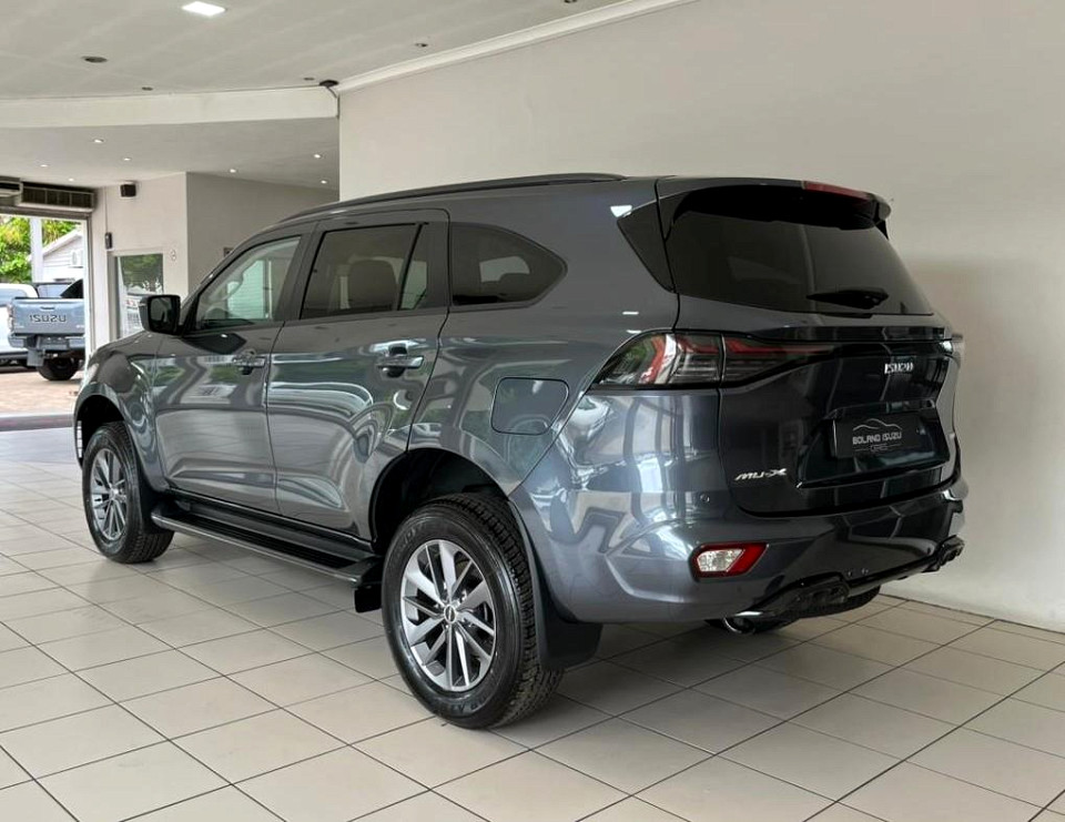 ISUZU MU-X 3.0D LS A/T, image 2