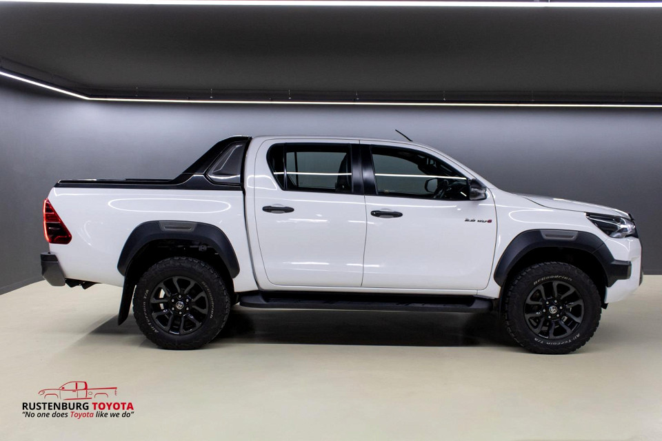 Toyota Hilux Double Cab 2.8GD6 4X4 Legend RS MT, image 2