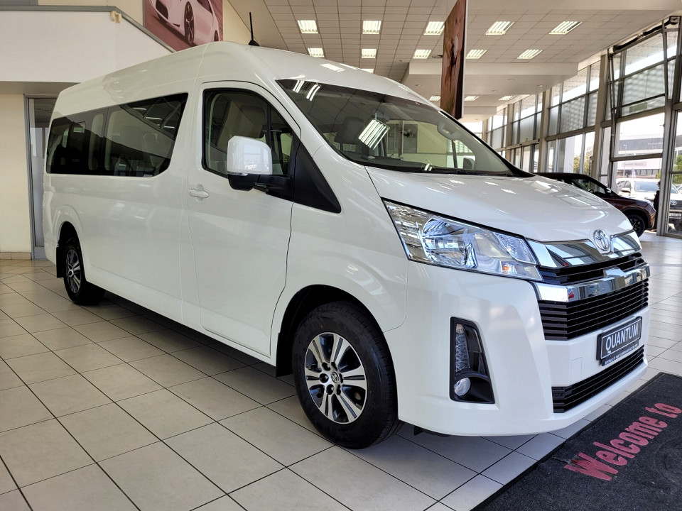 TOYOTA QUANTUM 2.8 GL 14 SEAT, image 1