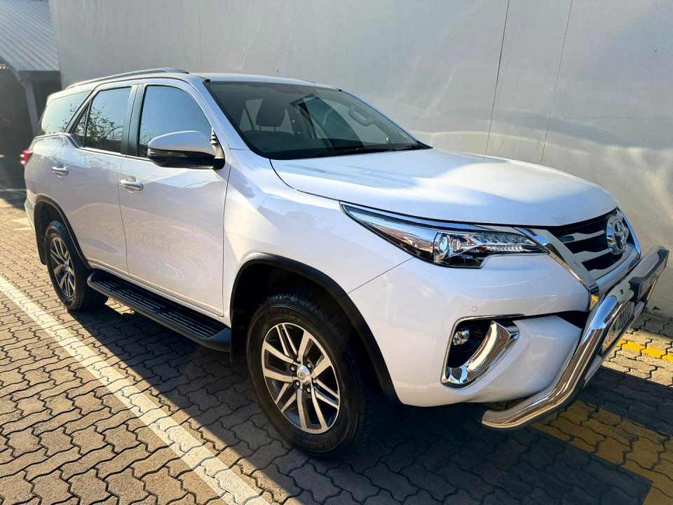TOYOTA FORTUNER 2.8GD-6 EPIC A/T, image 1