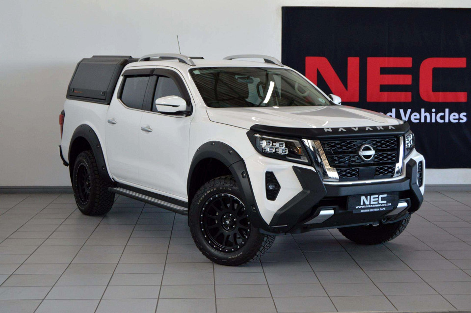 NISSAN NAVARA 2.5D LE 4X4 AT D/C P/U, image 1