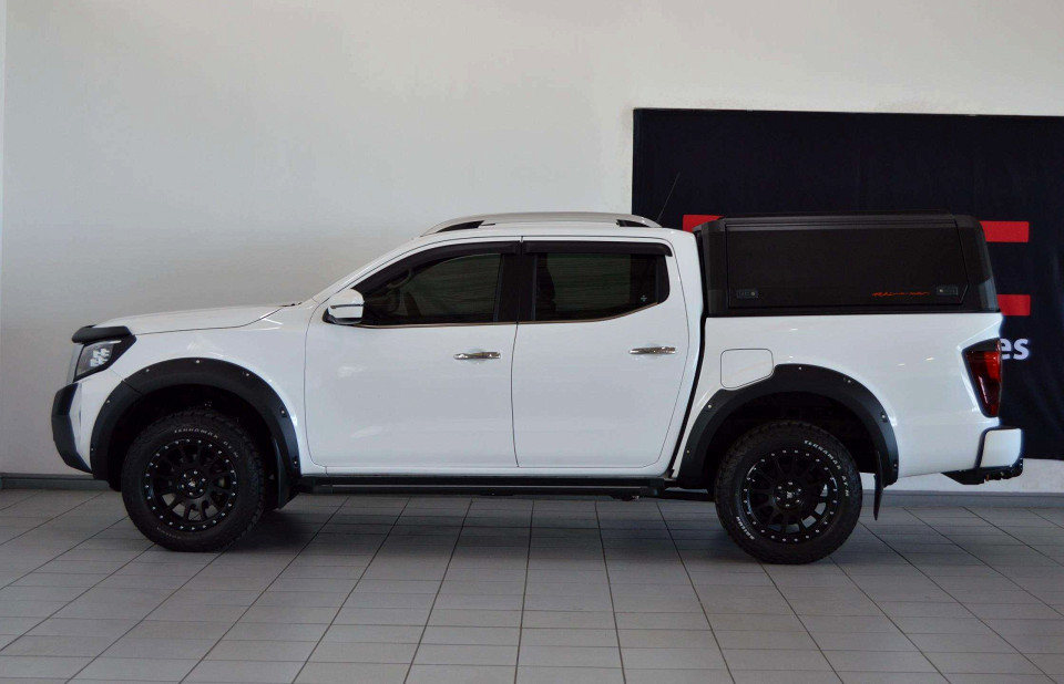 NISSAN NAVARA 2.5D LE 4X4 AT D/C P/U, image 2