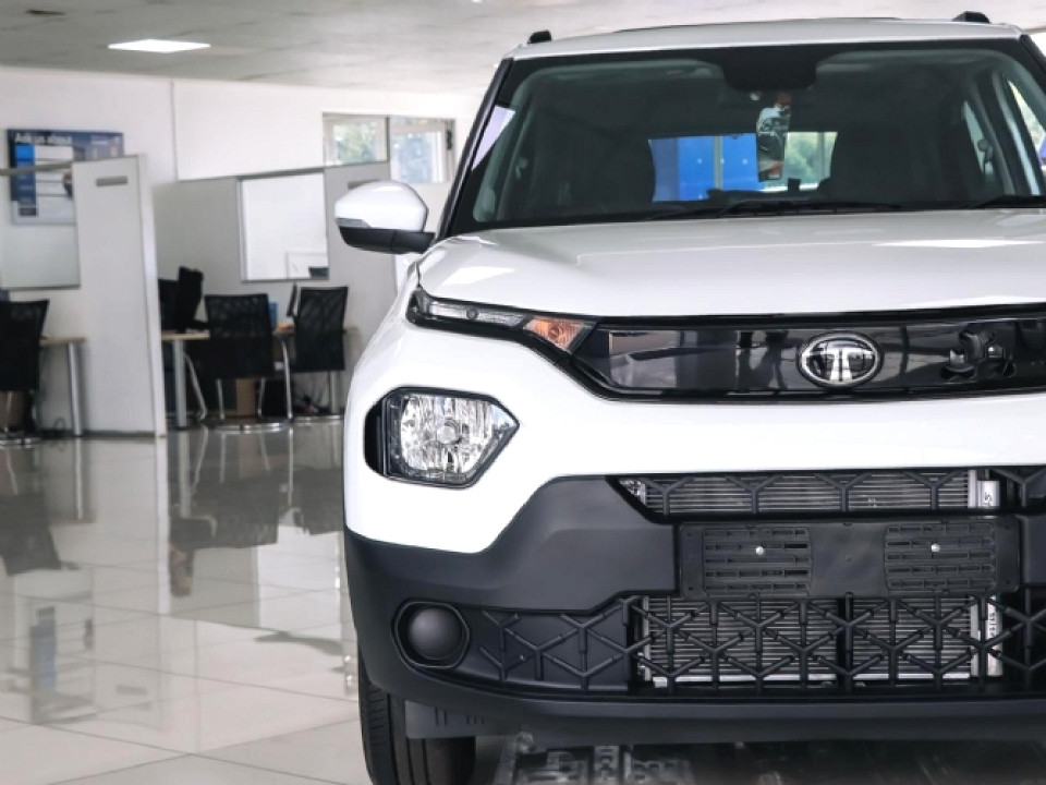 TATA PUNCH 1.2 ADVENTURE +S , image 2