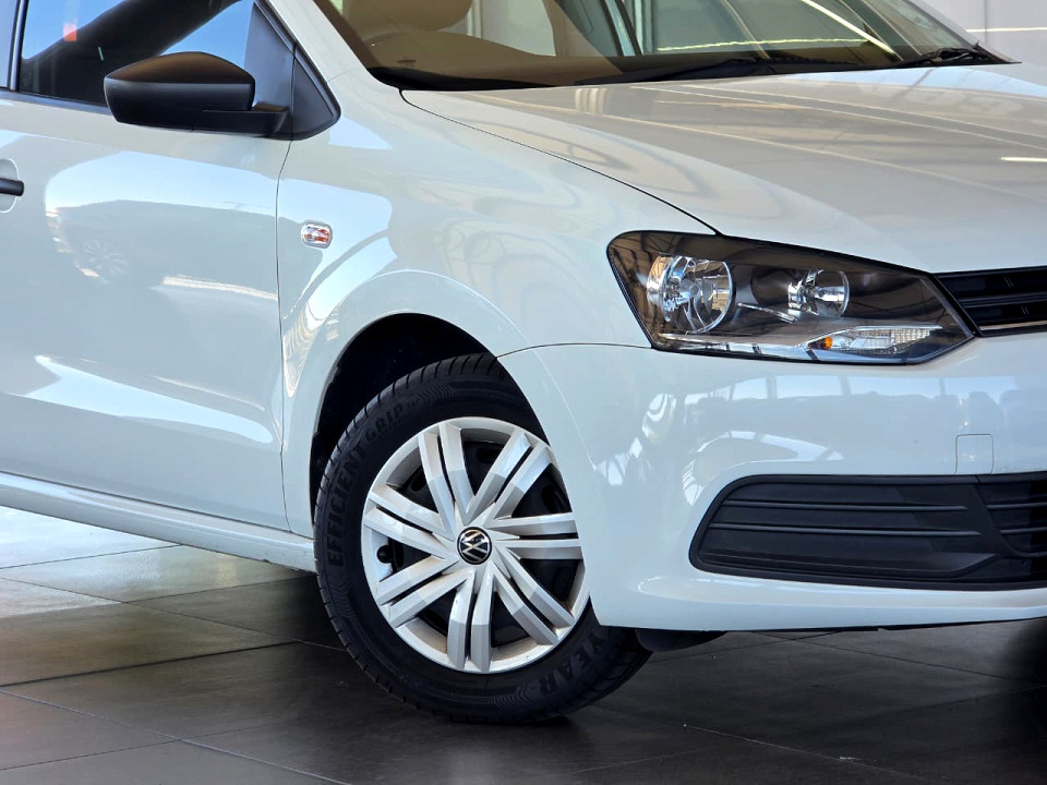 VOLKSWAGEN POLO VIVO 1.4 TRENDLINE (5DR), image 2