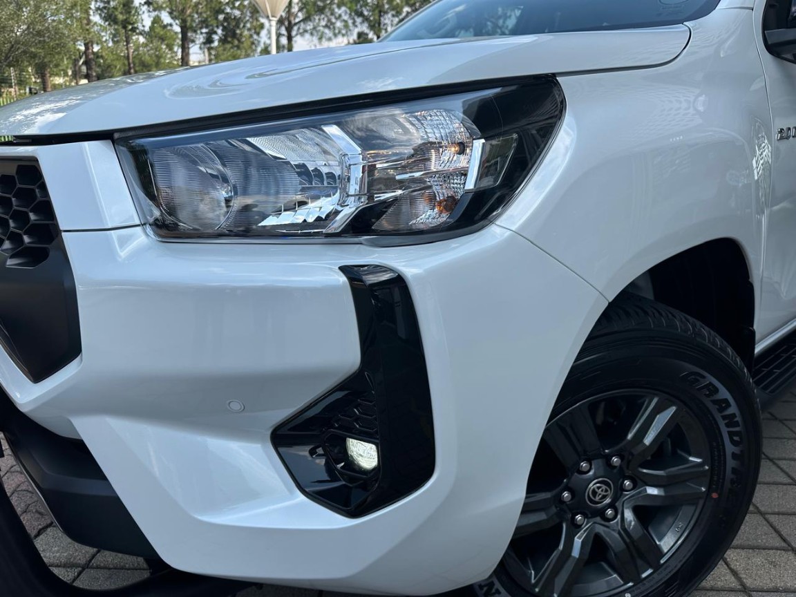 Toyota Hilux Double Cab  2.4GD6 RB Raider AT, image 2