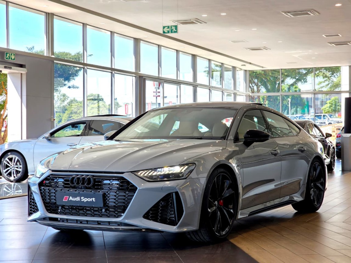 AUDI RS6 AVANT PERFORMANCE QUATTRO, image 1