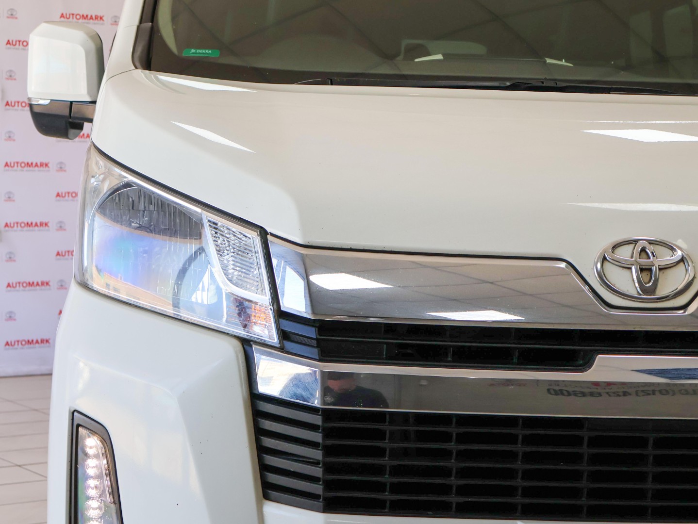 TOYOTA QUANTUM 2.8 GL 14 SEAT, image 2