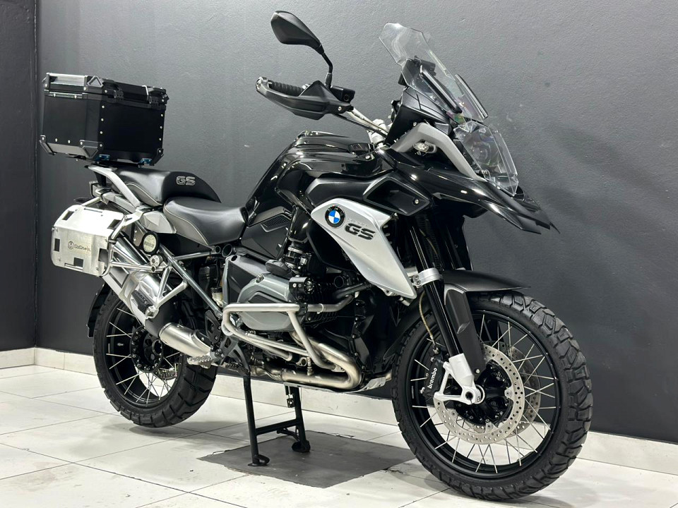 BMW GS TRIPLE BLACK, image 1