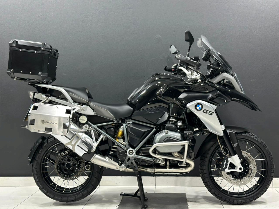 BMW GS TRIPLE BLACK, image 2