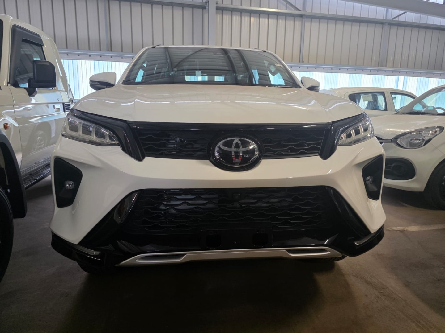 TOYOTA FORTUNER 2.8 GD-6 VX AT (MHEV), image 2