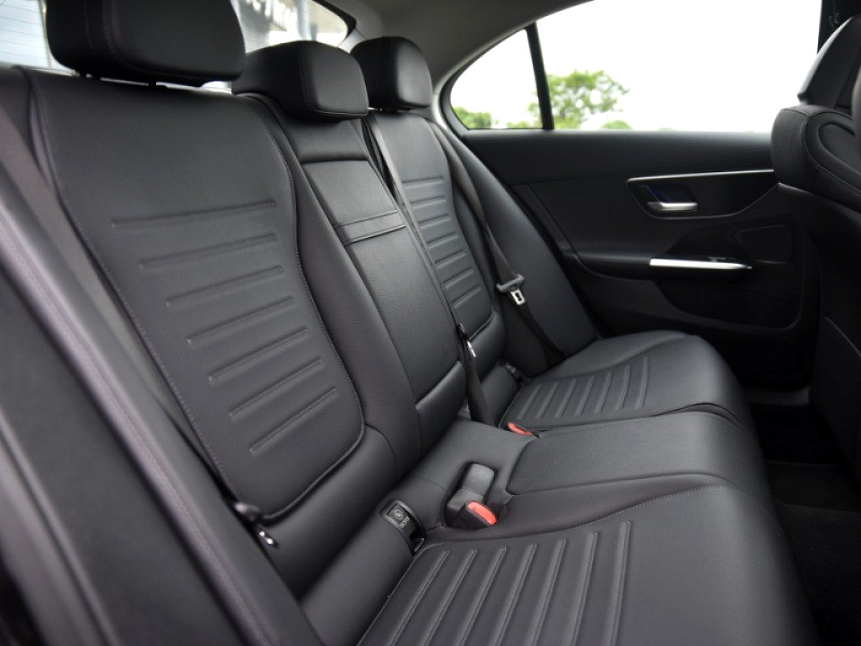 MERCEDES-BENZ C220d A/T (W206), image 2