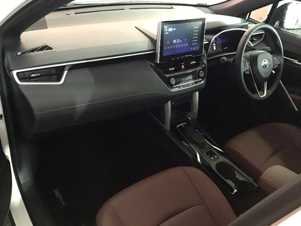 TOYOTA COROLLA CROSS 1.8 XR , image 2
