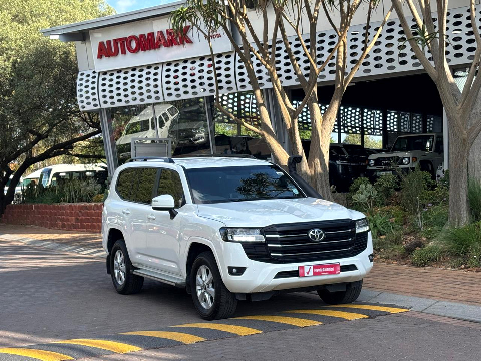 TOYOTA LANDCRUISER 300 V6 3.3D GX-R, image 1