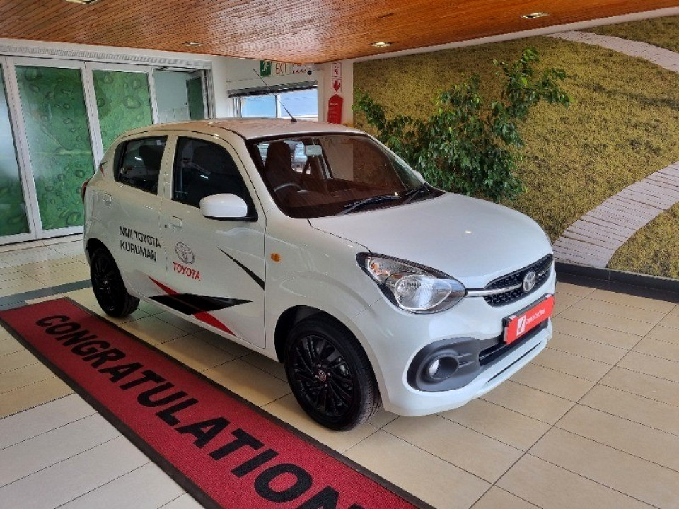 TOYOTA VITZ 1.0 XR AMT, image 1