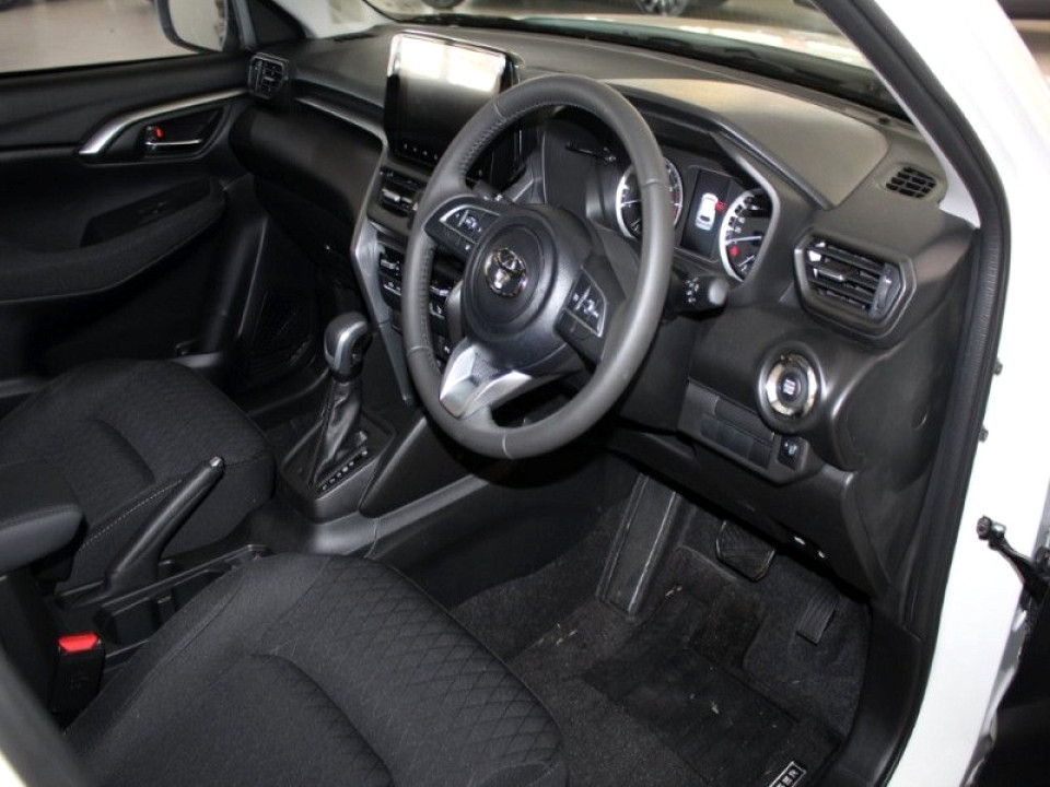 TOYOTA URBAN CRUISER 1.5 XR A/T, image 2