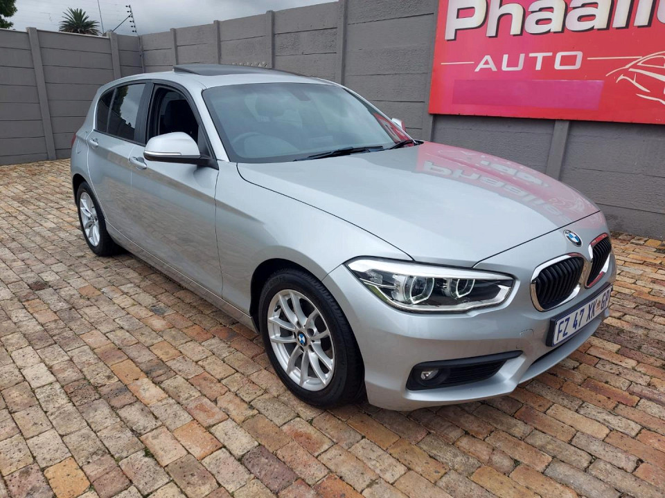 BMW 118i 5DR A/T (F20), image 2
