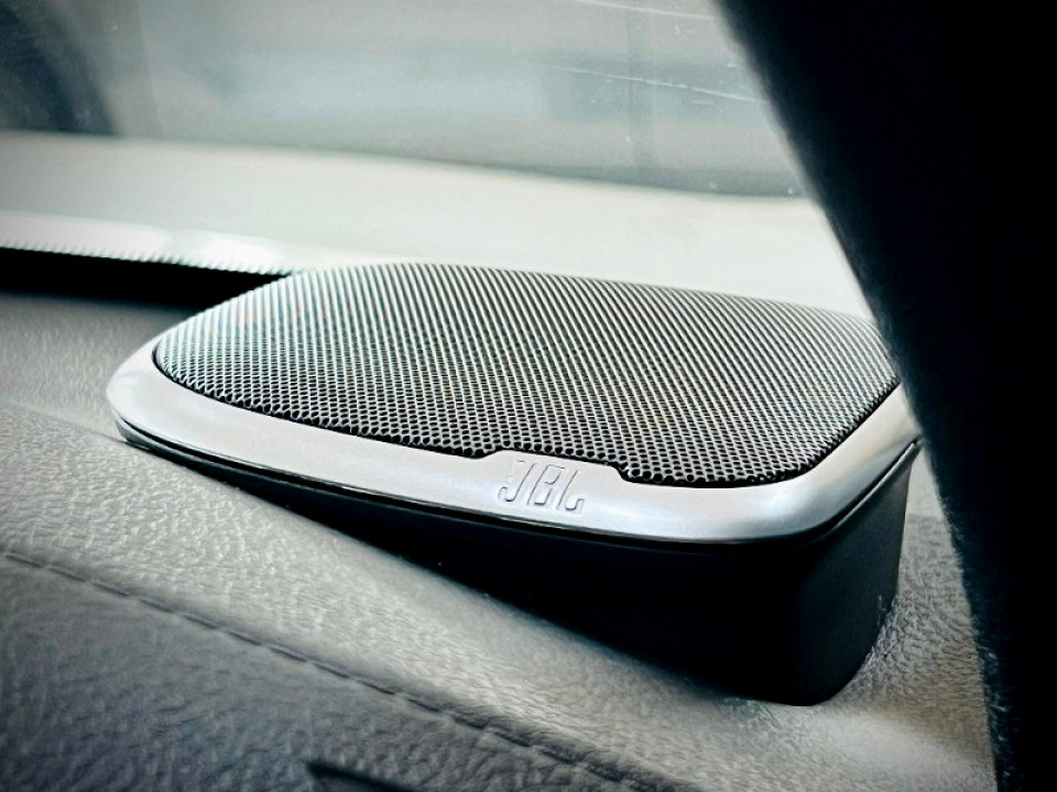 TOYOTA HILUX 2.8 GD-6 RB LEGEND 55 A/T P/U D/C, image 2