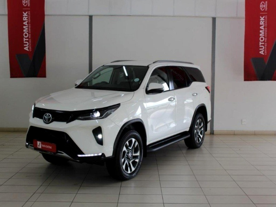 TOYOTA FORTUNER 2.4GD-6 4X4 A/T, image 2