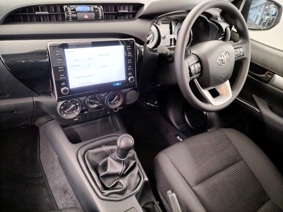 TOYOTA HILUX 2.4 GD-6 RB RAIDER P/U S/C, image 2