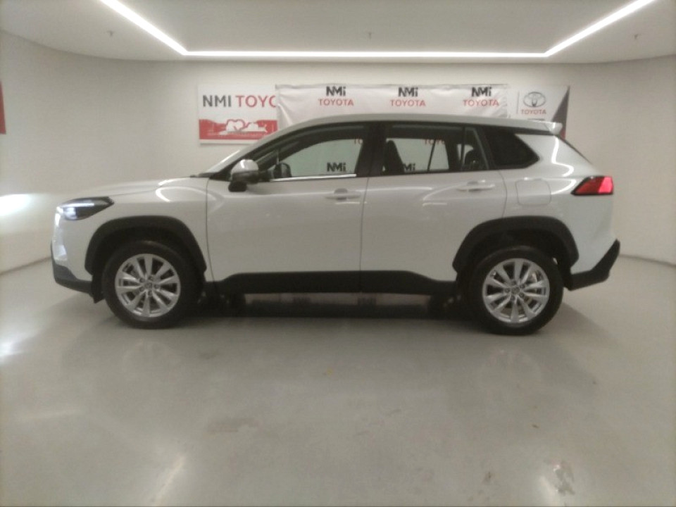 TOYOTA COROLLA CROSS 1.8 Xi , image 2