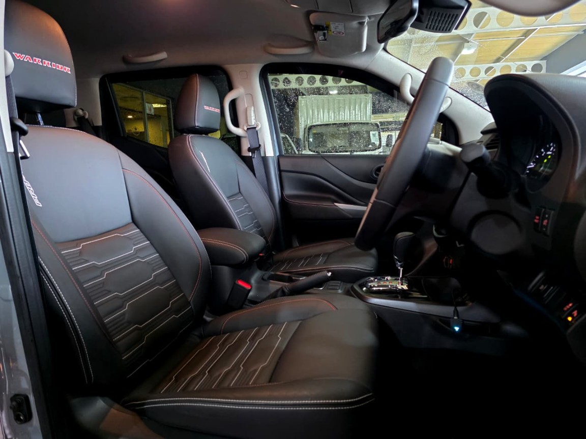 NISSAN NAVARA 2.5DDTi PRO-4X 4X4 A/T D/C P/U, image 2