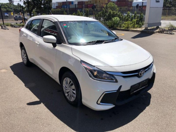 TOYOTA STARLET 1.5 Xi, image 2