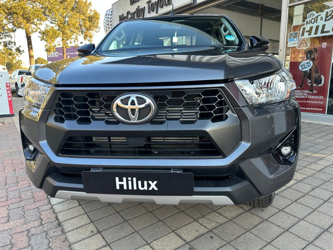 TOYOTA HILUX 2.4 GD-6 RAIDER 4X4 A/T P/U D/C, image 2