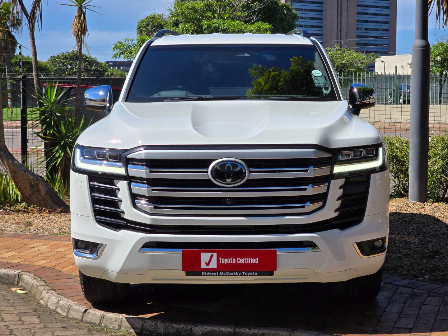 TOYOTA LANDCRUISER 300 V6 3.3D ZX, image 2