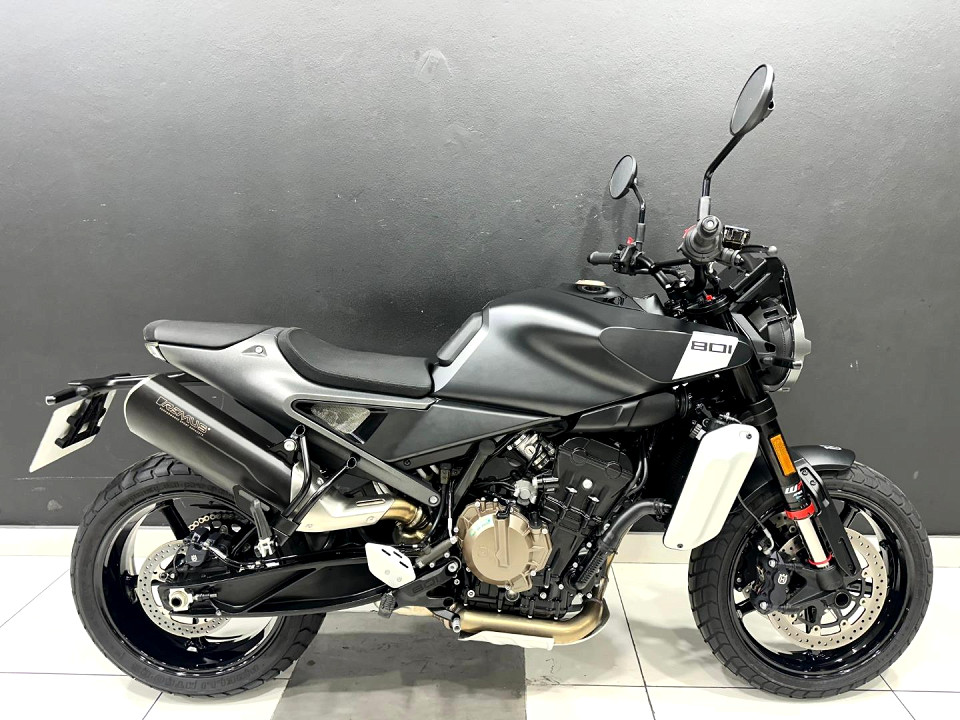 HUSQVARNA Svartpilen, image 2