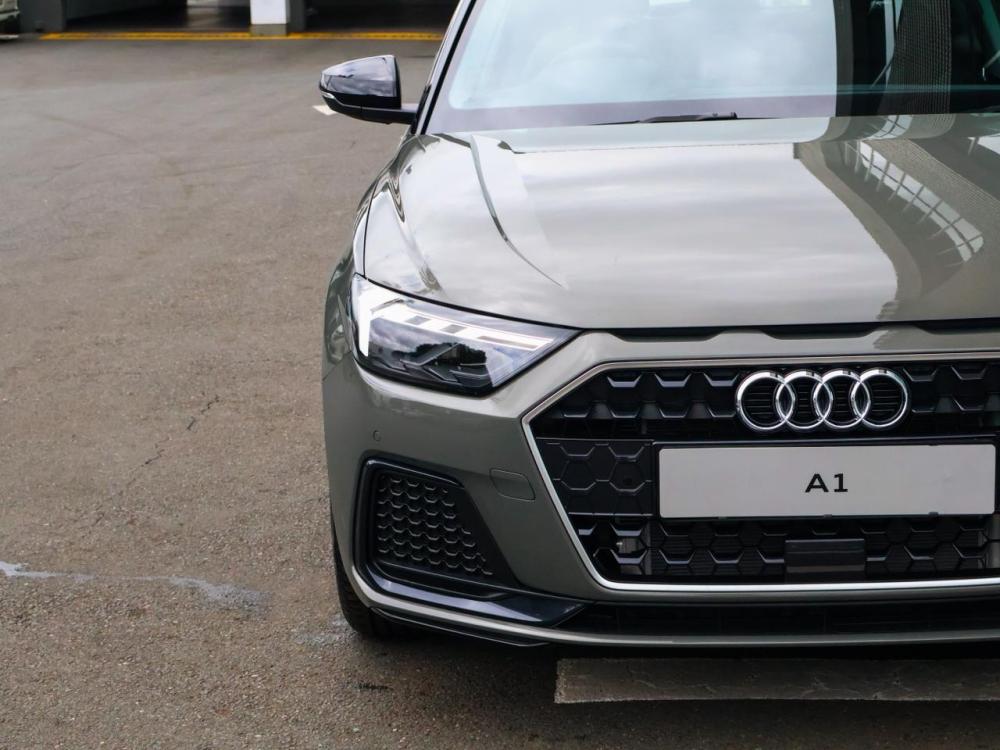 AUDI A1 SPORTBACK 30 TFSI ADVANCED S-TRONIC, image 2