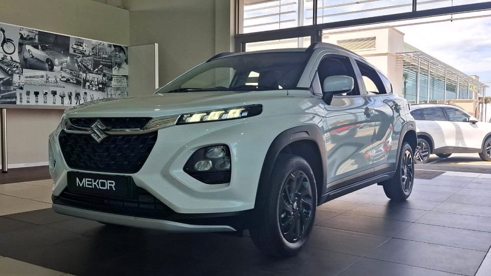 SUZUKI FRONX 1.5 GL A/T, image 2