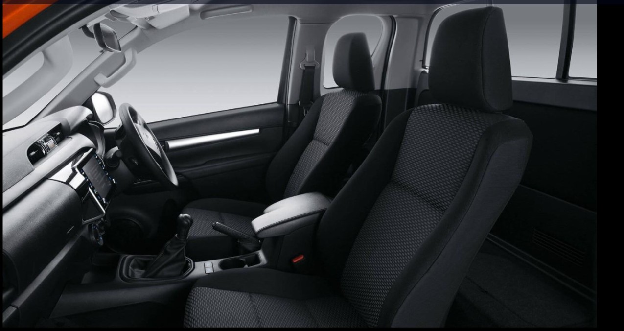 TOYOTA HILUX 2.4 GD-6 RB RAIDER P/U S/C, image 2