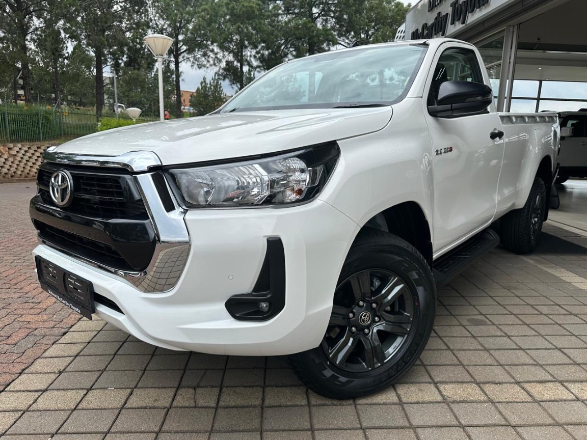 Toyota Hilux 2.4 GD-6 4X4 Raider 6MT, image 2
