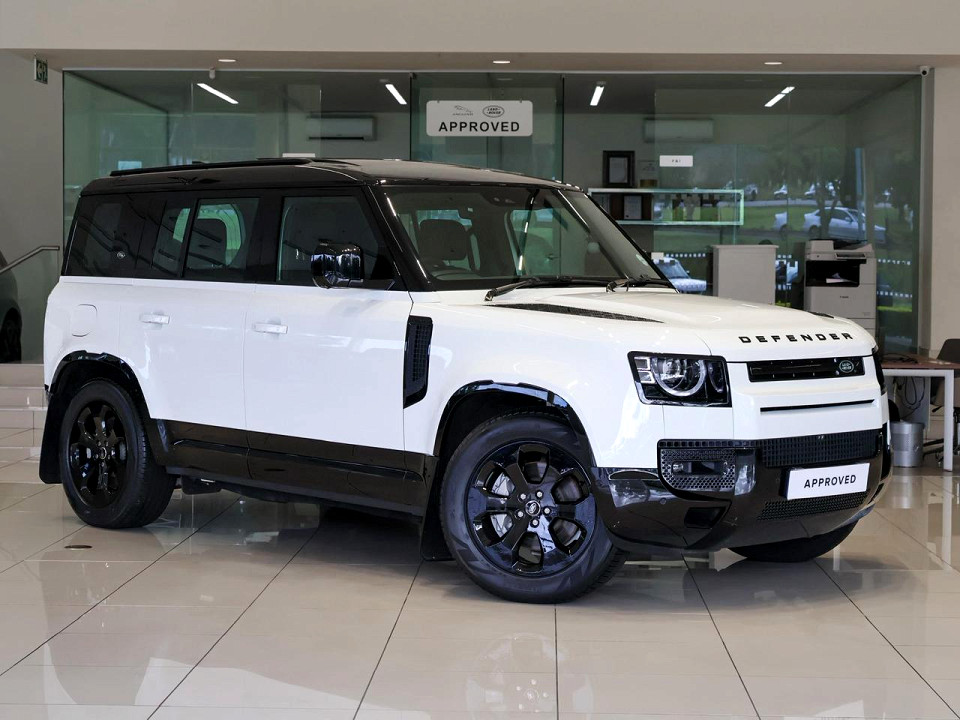 LAND ROVER DEFENDER 110 D300 HSE X-DYNAMIC, image 1
