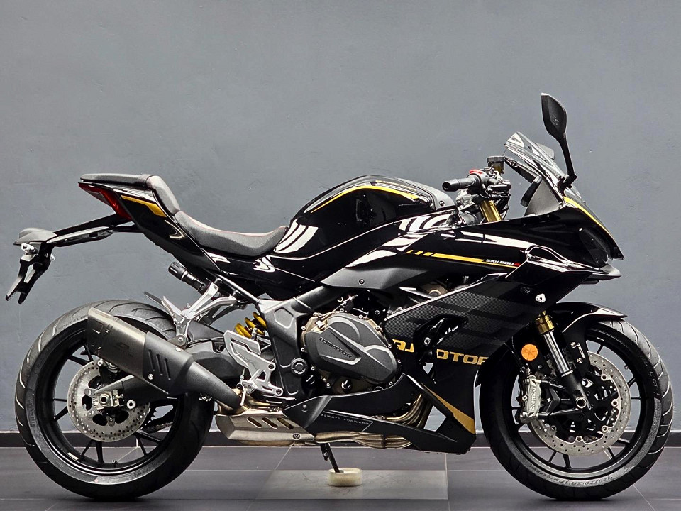 QJ MOTOR SRK 800 RR, image 2