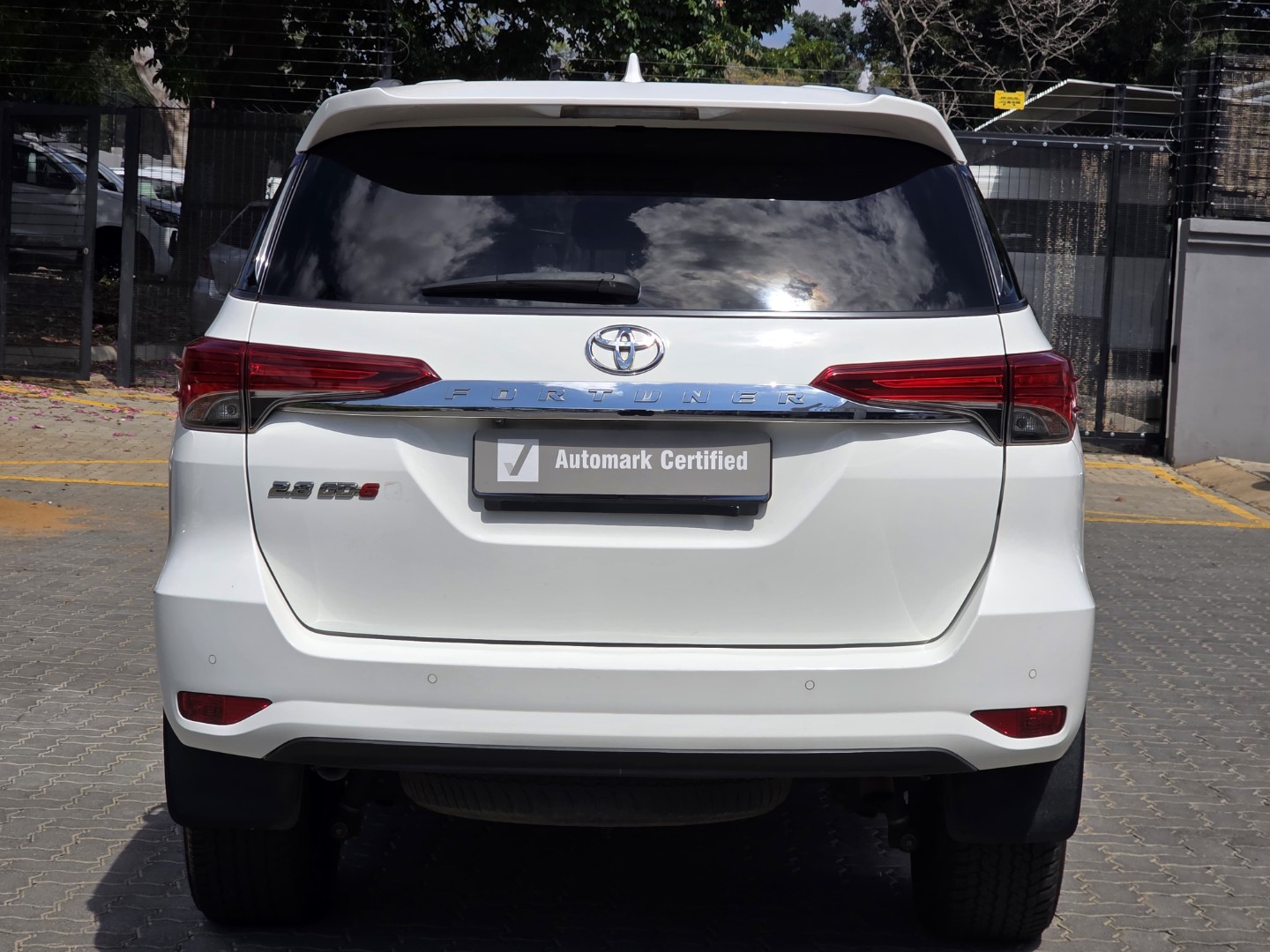 TOYOTA FORTUNER 2.8GD-6 R/B A/T, image 2