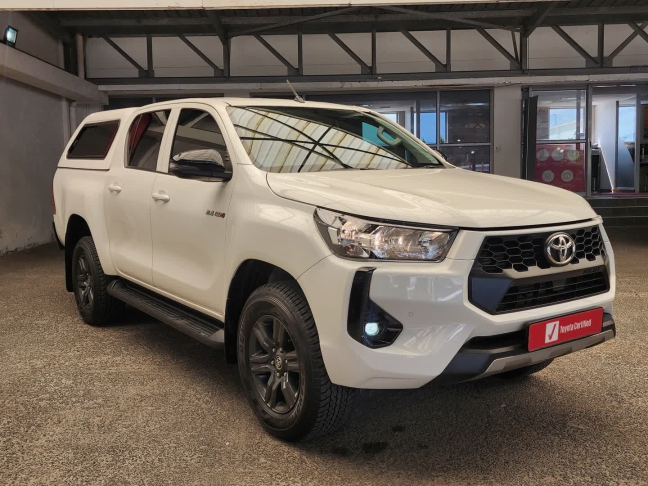 TOYOTA HILUX 2.4 GD-6 RAIDER 4X4 A/T P/U D/C, image 1