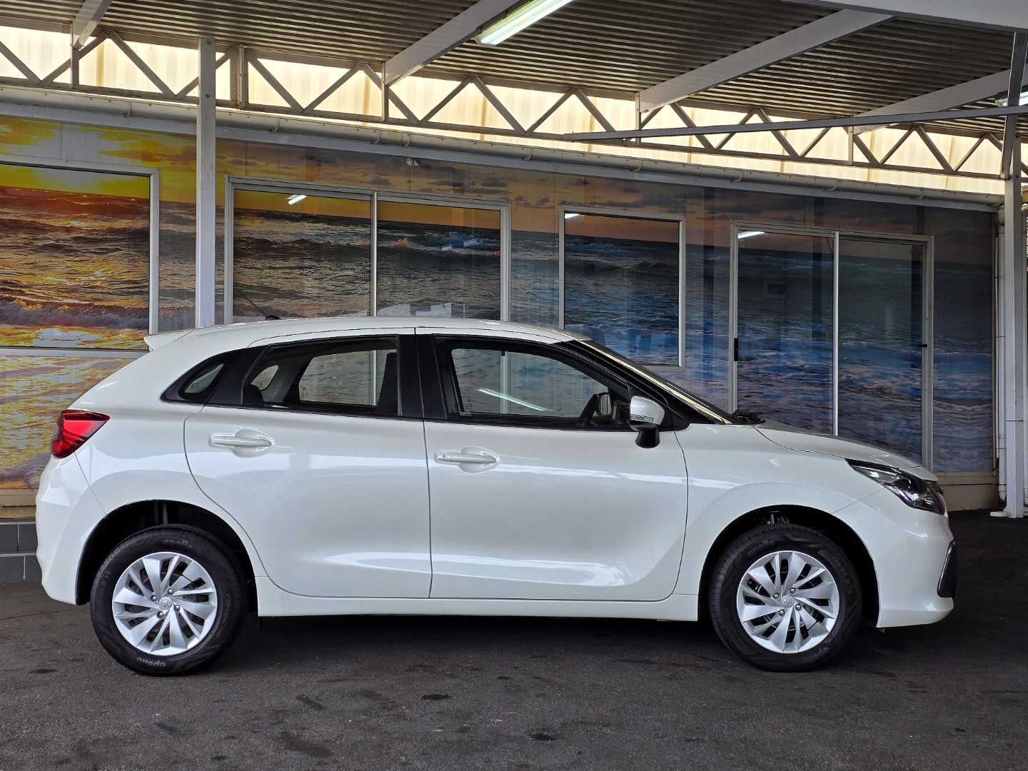 TOYOTA STARLET 1.5 Xi, image 2