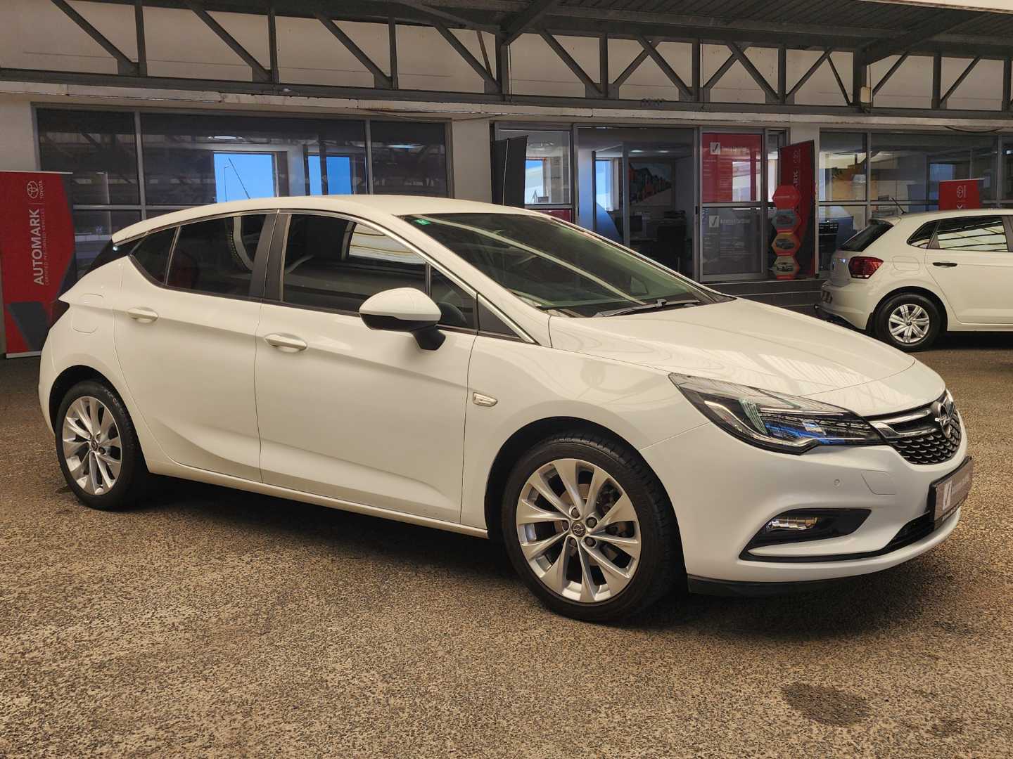 Opel Astra hatch Enjoy 1.0T, image 1