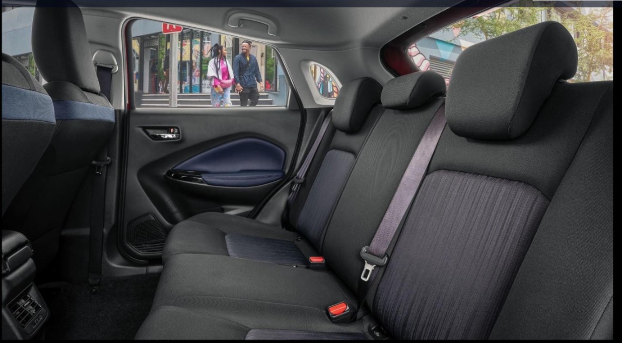 TOYOTA STARLET 1.5 Xi, image 2