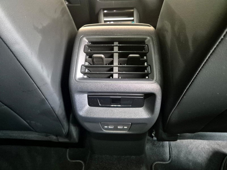 VOLKSWAGEN TIGUAN 1.4 TSI R-LINE DSG (110KW), image 2