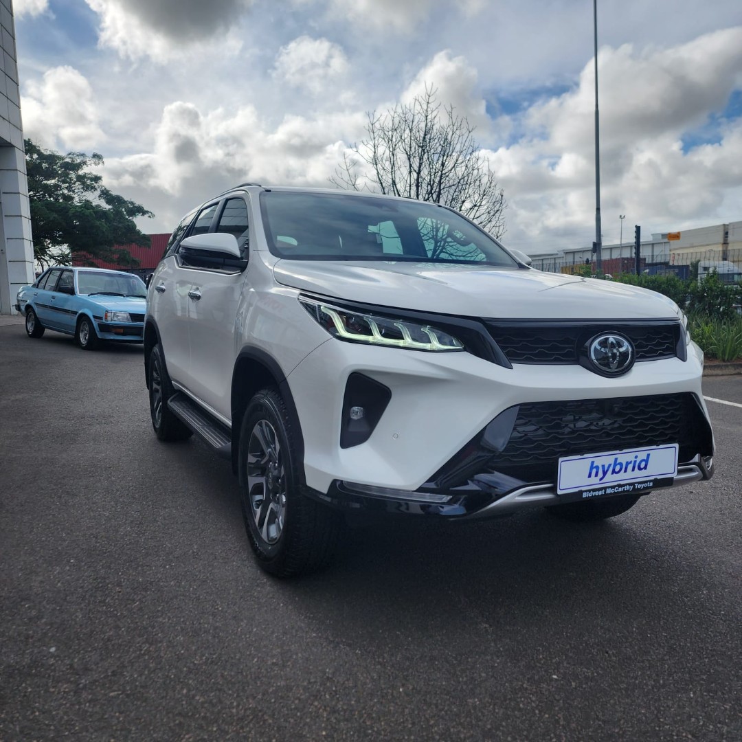 TOYOTA FORTUNER 2.8 GD-6 4X4 VX AT (MHEV), image 2