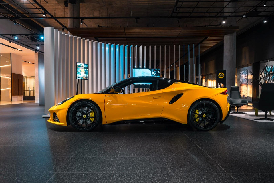 LOTUS EMIRA V6 S/C, image 2