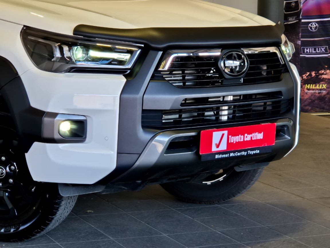 TOYOTA HILUX 2.8 GD-6 RB LEGEND A/T P/U D/C, image 2